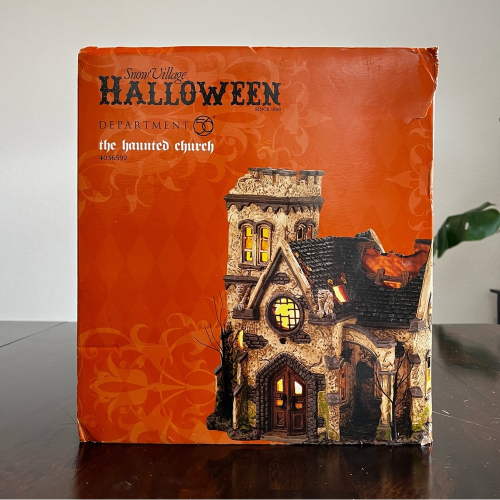 Snow Village Halloween Department 56 - The Haunted Church - Retired